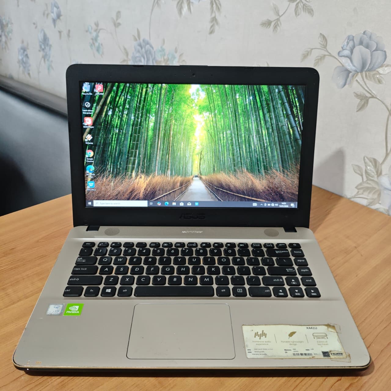 Asus X441UBR